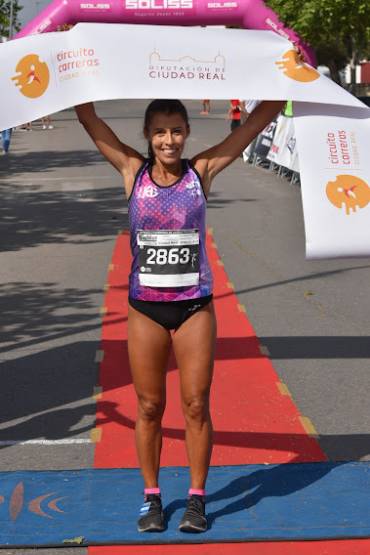 Gemma Arenas se impone en la Media Maratón  de Almagro y logra su victoria 61 en el Circuito