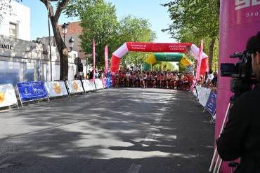 Abderrahmane Aferdi y Queralt Criado vencen con Récord en Tomelloso.