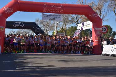 Valdepeñas vuelve a batir su propio récord de inscripción con 2327 atletas entre la Media Maratón y el 10K