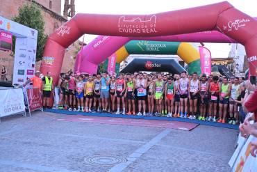 La Carrera de Las Antorchas de Villanueva de Los Infantes bate record de inscripción con casi 800 atletas.